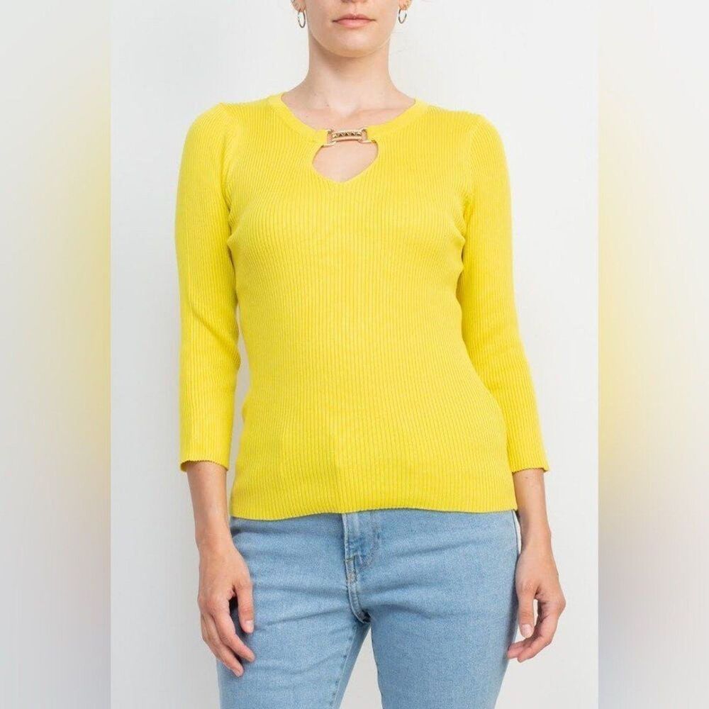 NWT Carmen Marc Valvo Neck Cutout Yellow Ribbed Pullover Size M